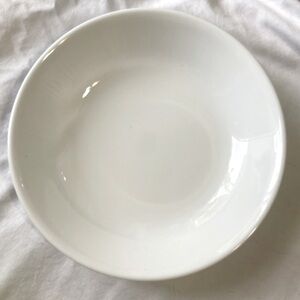 Corelle Vintage Classic White Ceramic Bowl. Excellent pre~ loved condition 4
